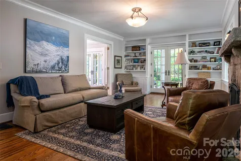 4 Buena Vista Road Asheville NC 28803
