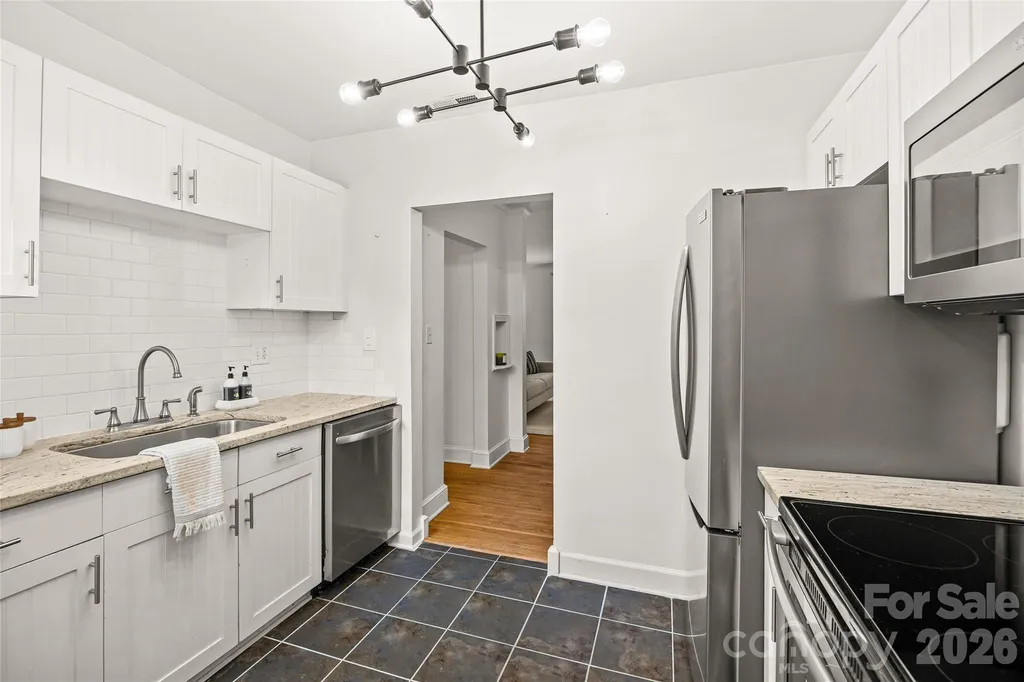 1562 Pecan Avenue Charlotte NC 28205