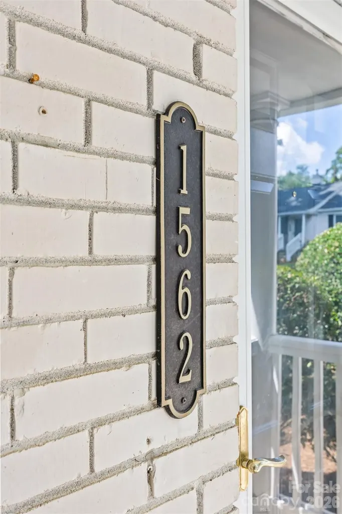1562 Pecan Avenue Charlotte NC 28205