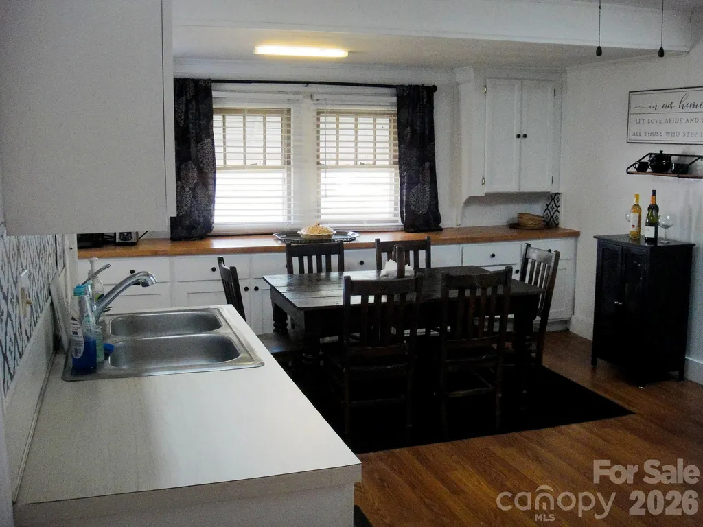 501 W Ryder Avenue Landis NC 28088