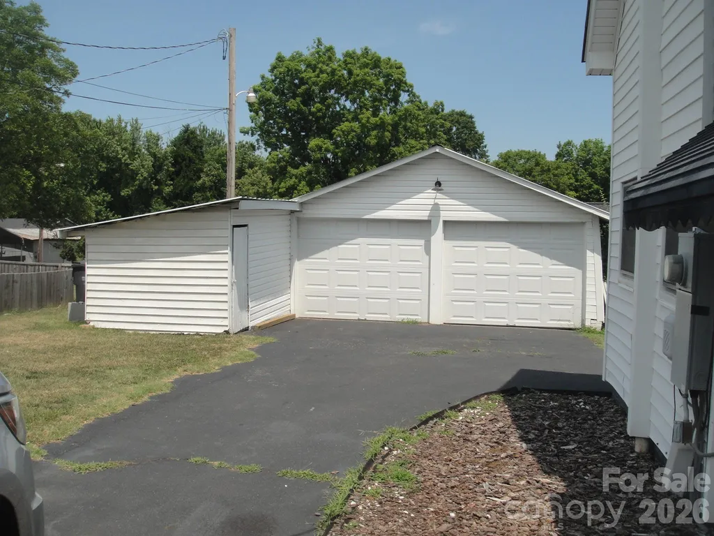 501 W Ryder Avenue Landis NC 28088