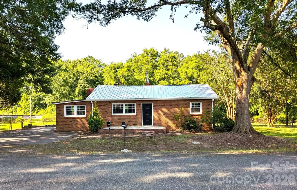 9207 Elgin Drive Charlotte NC 28214