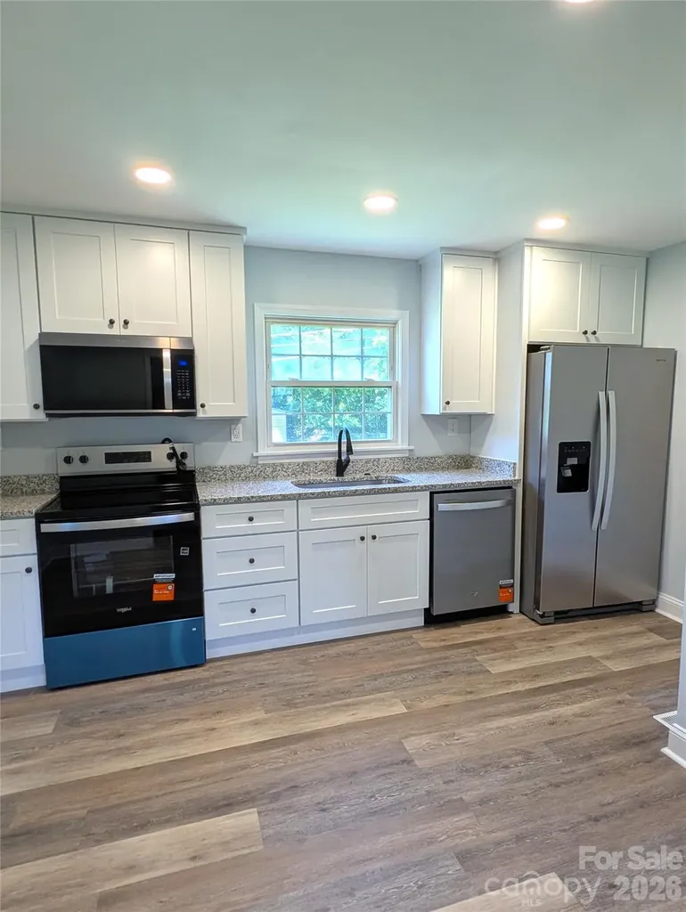 9207 Elgin Drive Charlotte NC 28214