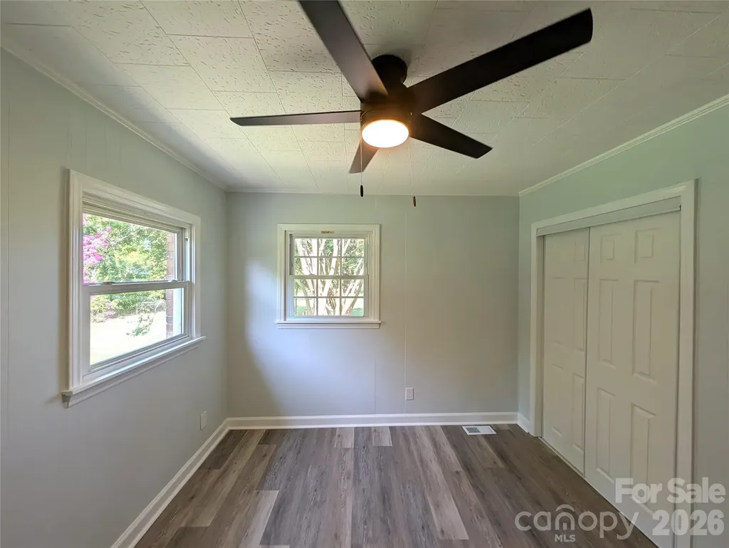 9207 Elgin Drive Charlotte NC 28214