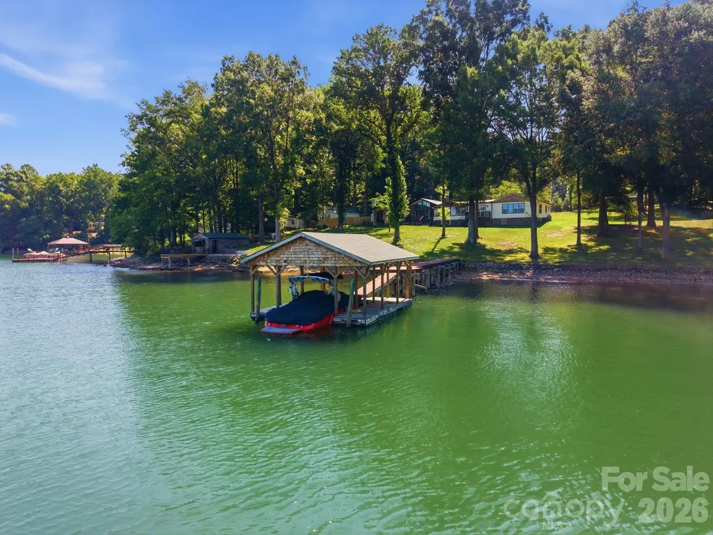 1367 Roundstone Road Sherrills Ford NC 28673