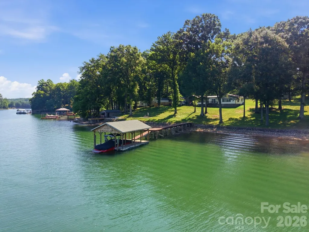 1367 Roundstone Road Sherrills Ford NC 28673
