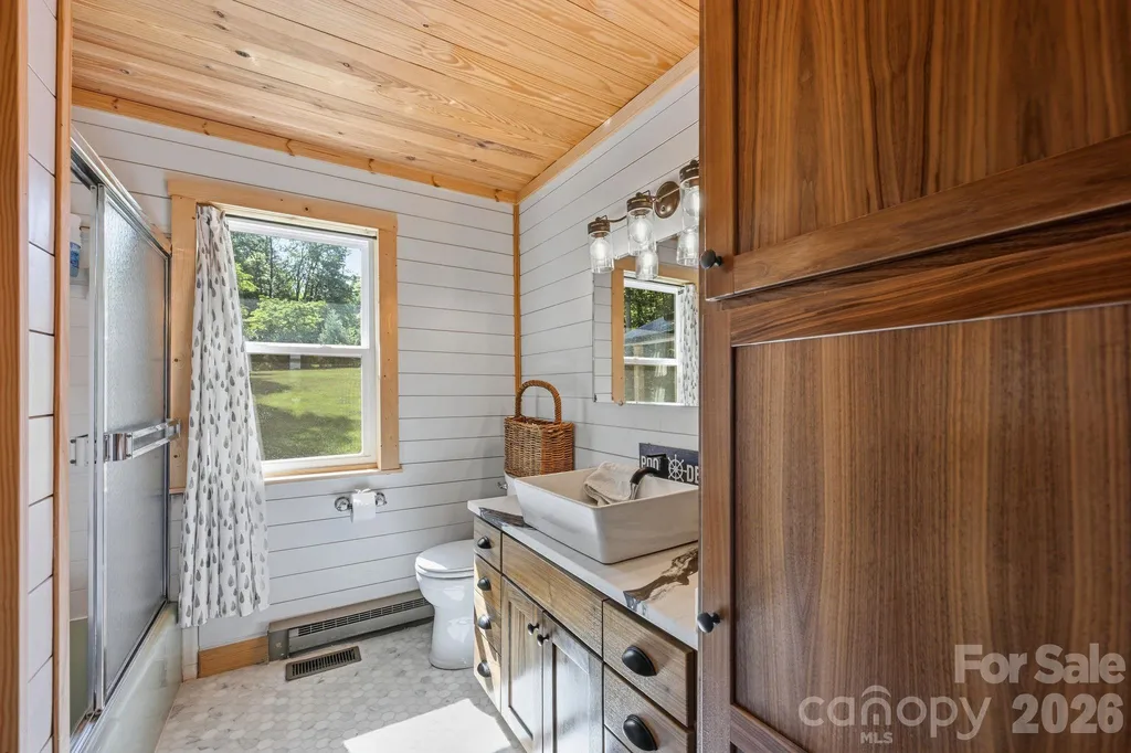 1367 Roundstone Road Sherrills Ford NC 28673