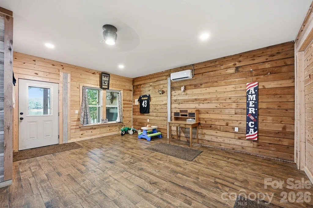 1367 Roundstone Road Sherrills Ford NC 28673