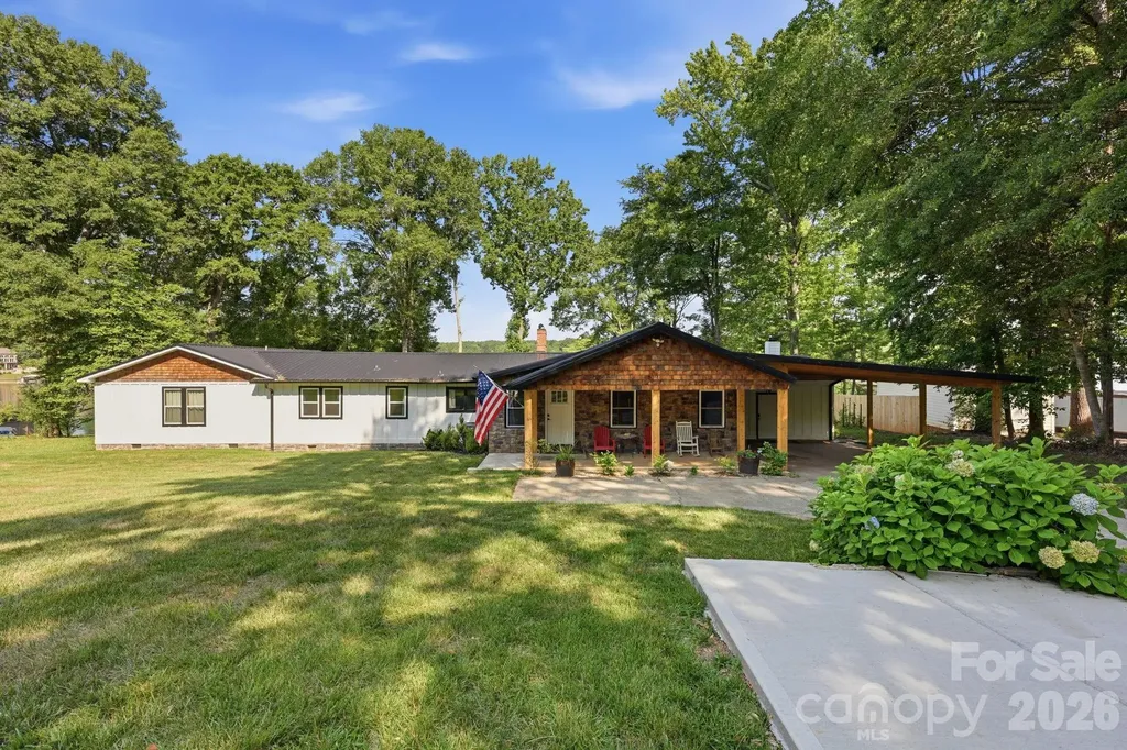1367 Roundstone Road Sherrills Ford NC 28673