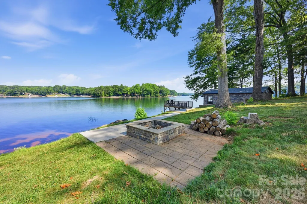 1367 Roundstone Road Sherrills Ford NC 28673