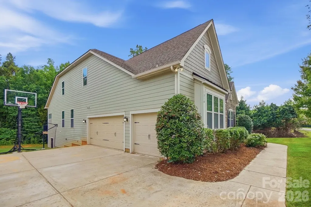 1316 Torrens Drive Wesley Chapel NC 28110