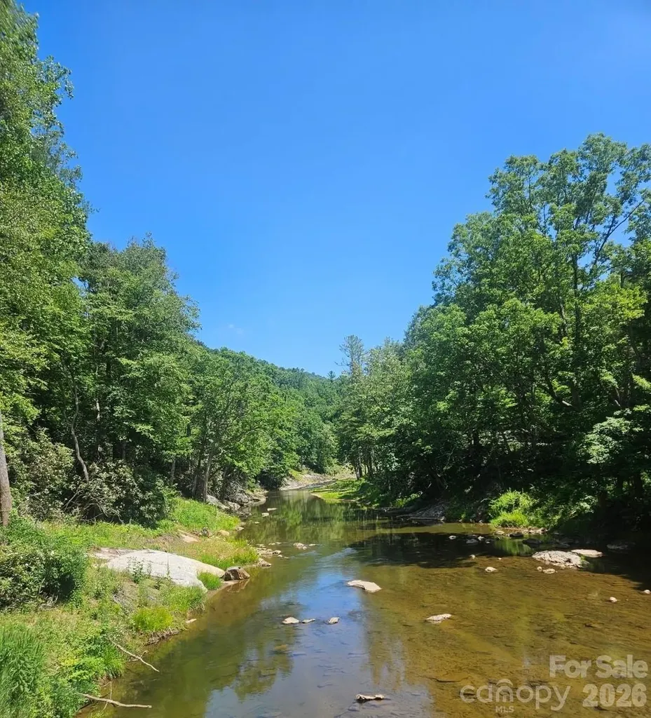 886 Hanging Rock Road Spruce Pine NC 28777