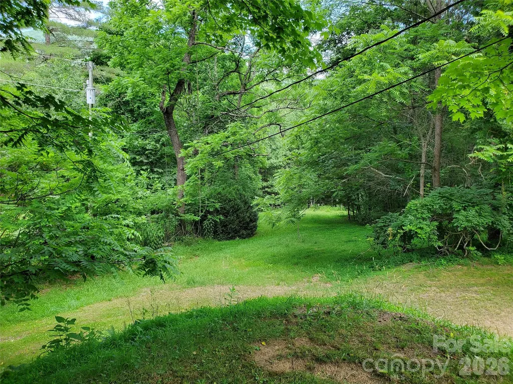886 Hanging Rock Road Spruce Pine NC 28777
