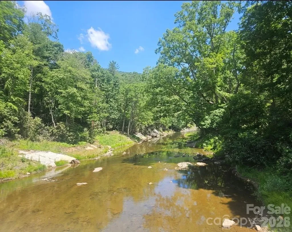 886 Hanging Rock Road Spruce Pine NC 28777