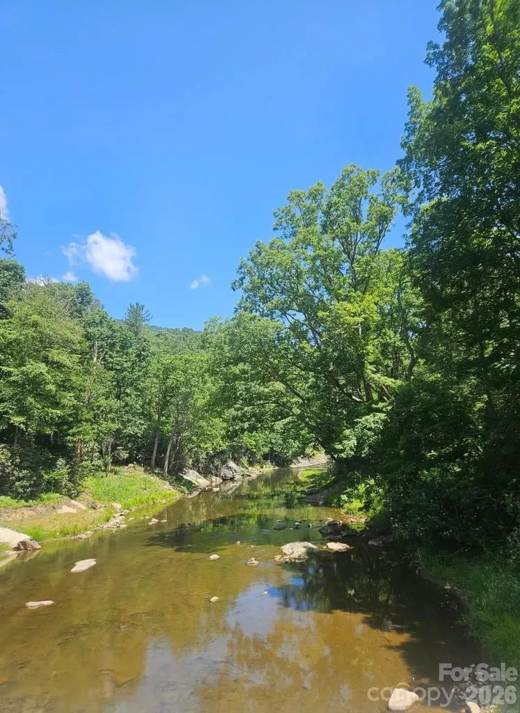 886 Hanging Rock Road Spruce Pine NC 28777