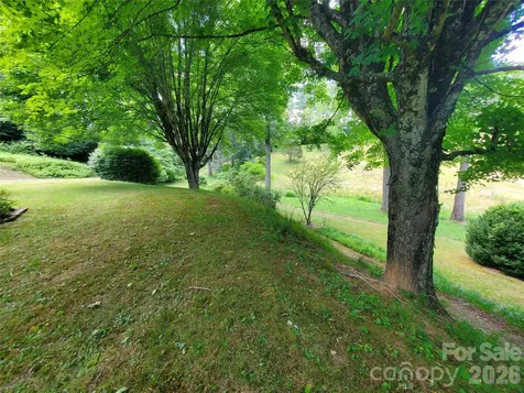 886 Hanging Rock Road Spruce Pine NC 28777