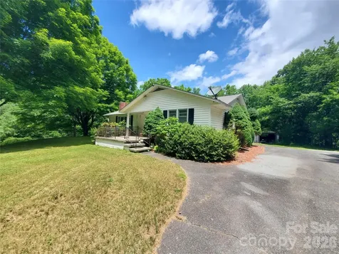 886 Hanging Rock Road Spruce Pine NC 28777