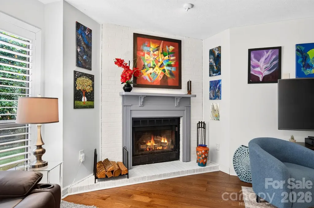 9 Ravencroft Lane Asheville NC 28803