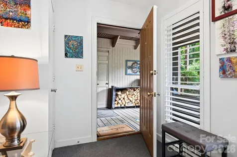 9 Ravencroft Lane Asheville NC 28803