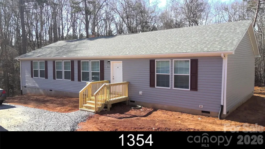 1940 Eastbrook Circle Morganton NC 28655