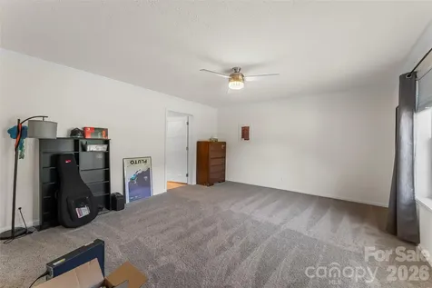 1940 Eastbrook Circle Morganton NC 28655