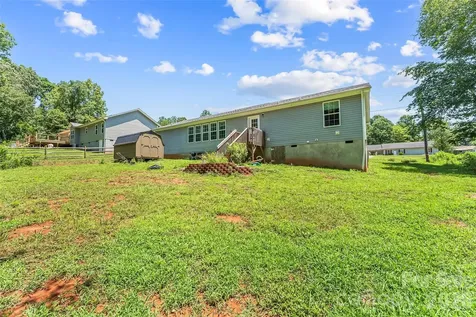 1940 Eastbrook Circle Morganton NC 28655