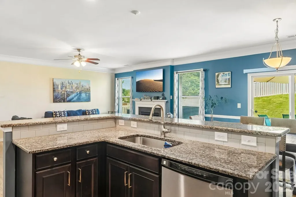 204 Kingston Drive Mount Holly NC 28120