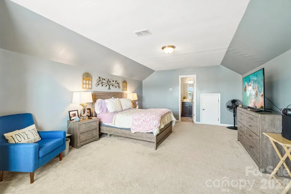 204 Kingston Drive Mount Holly NC 28120
