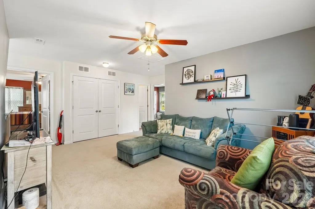 204 Kingston Drive Mount Holly NC 28120