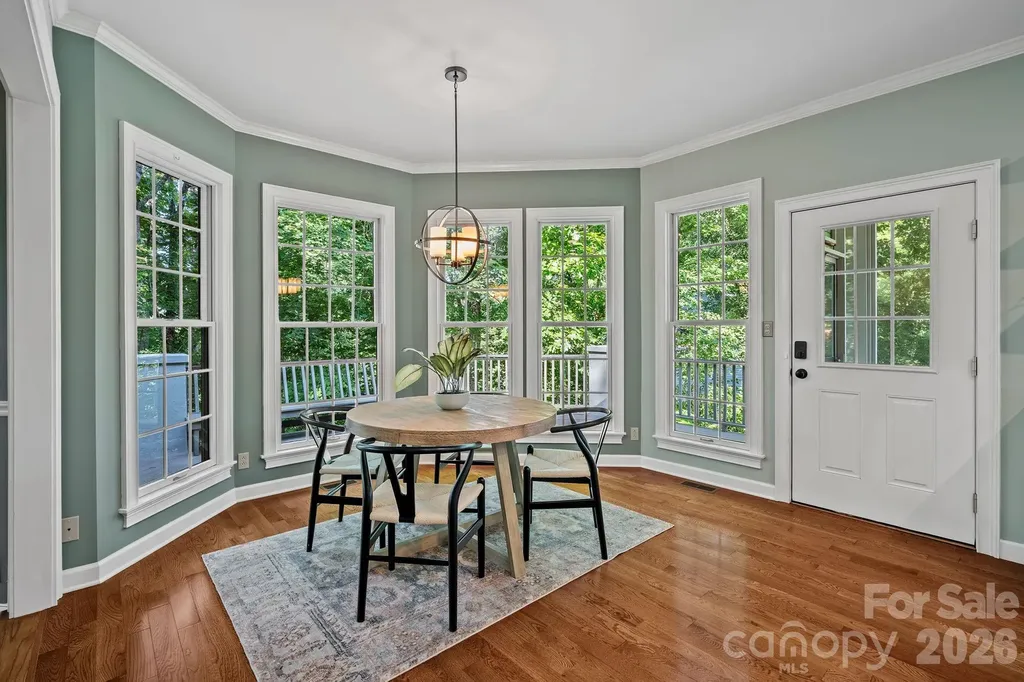105 Welwyn Lane Asheville NC 28805