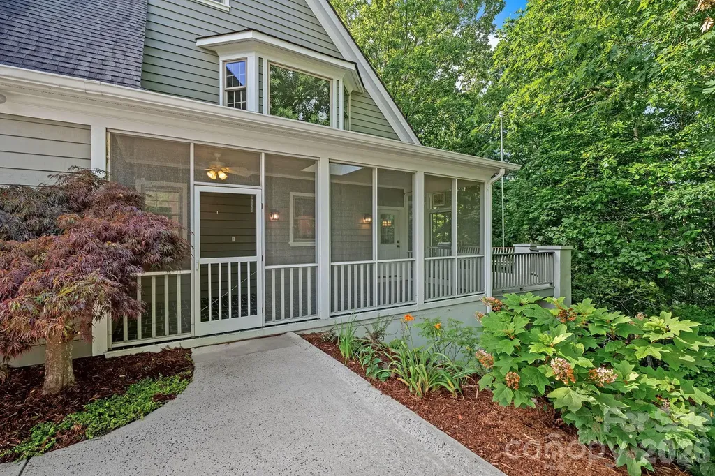 105 Welwyn Lane Asheville NC 28805