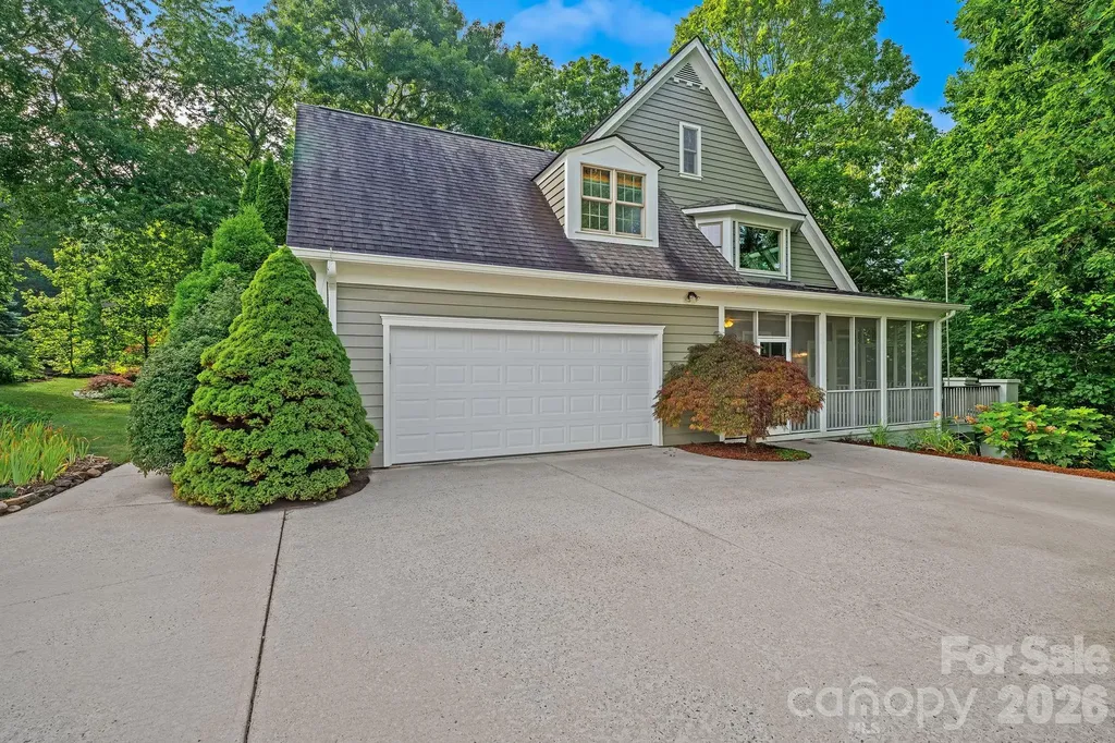 105 Welwyn Lane Asheville NC 28805