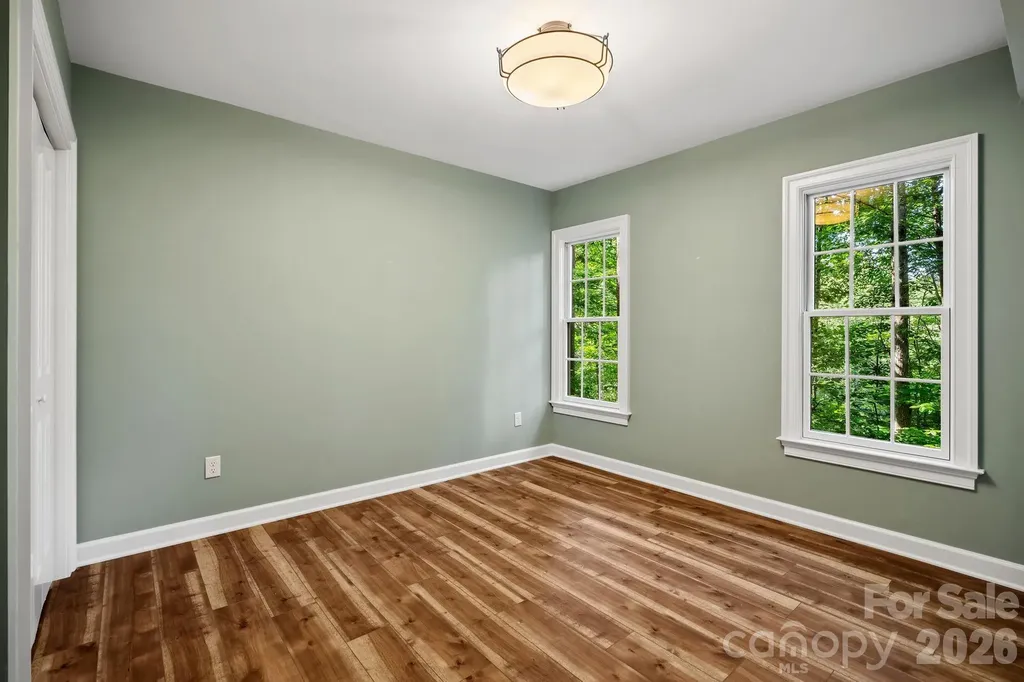 105 Welwyn Lane Asheville NC 28805