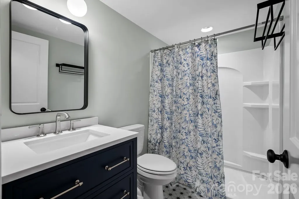 105 Welwyn Lane Asheville NC 28805
