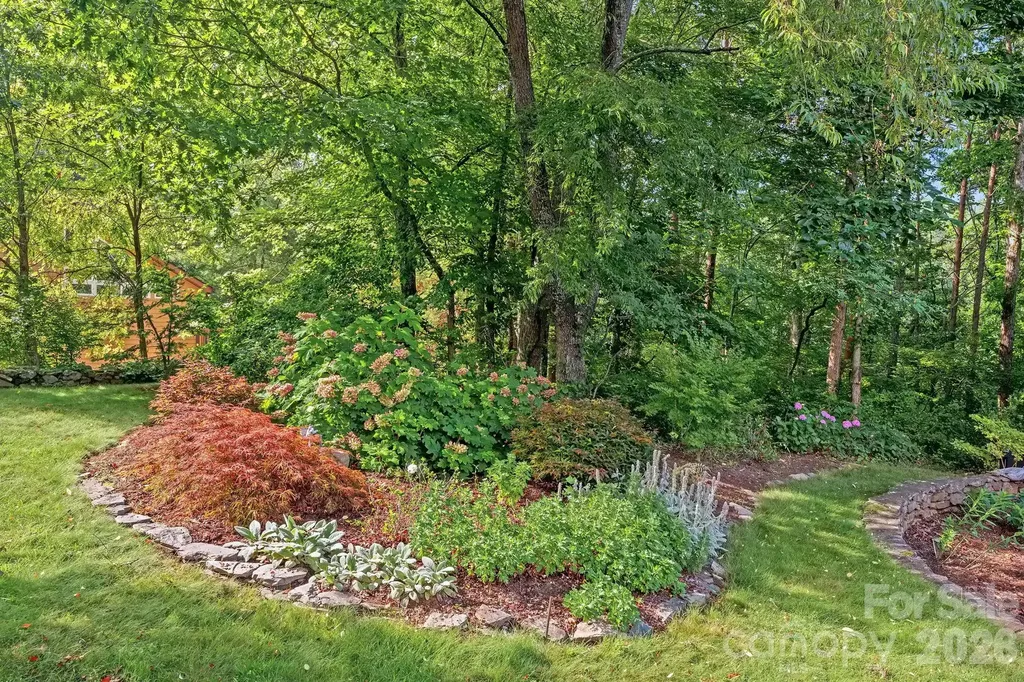 105 Welwyn Lane Asheville NC 28805
