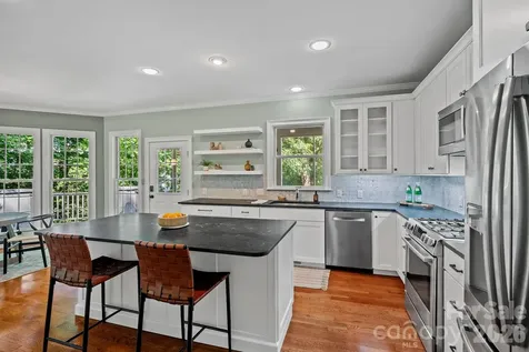 105 Welwyn Lane Asheville NC 28805
