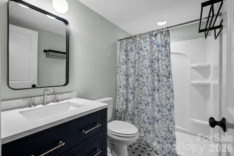 105 Welwyn Lane Asheville NC 28805