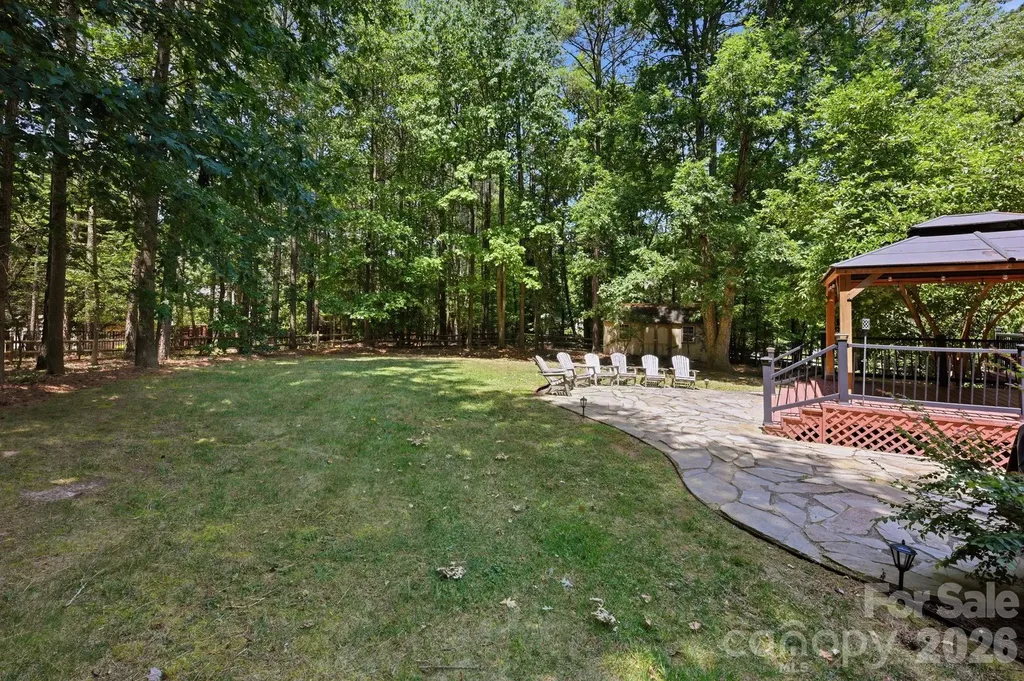 202 Indian Trail Mooresville NC 28117