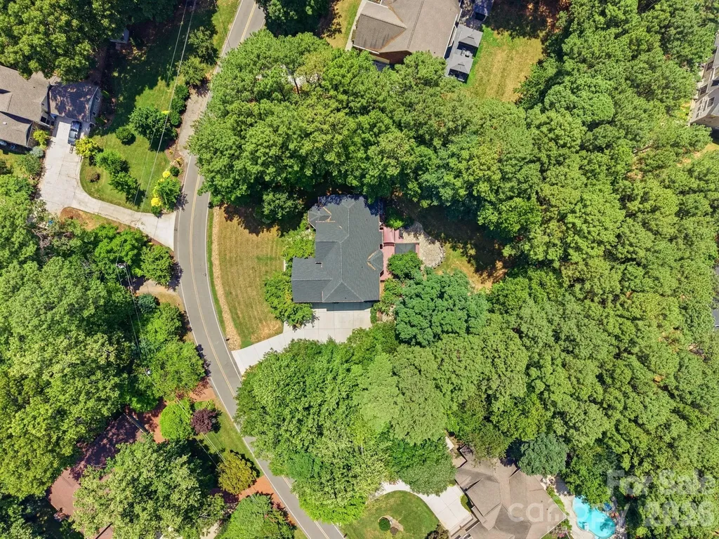 202 Indian Trail Mooresville NC 28117
