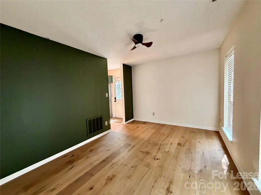 11809 Lansbury Court Charlotte NC 28226