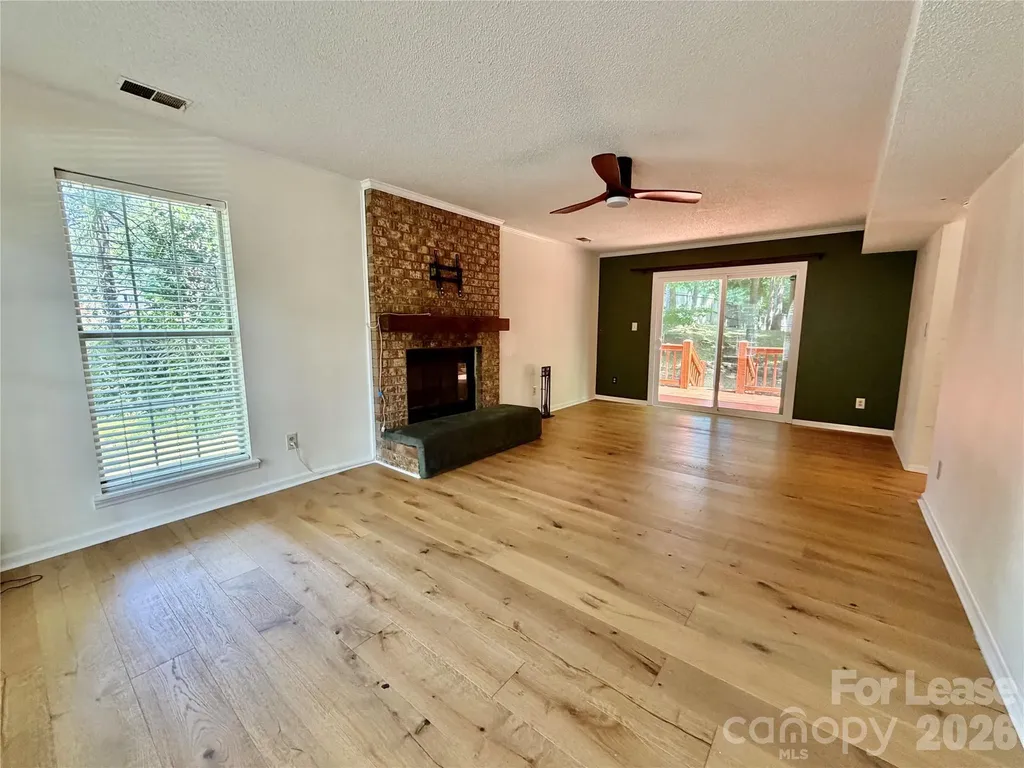 11809 Lansbury Court Charlotte NC 28226