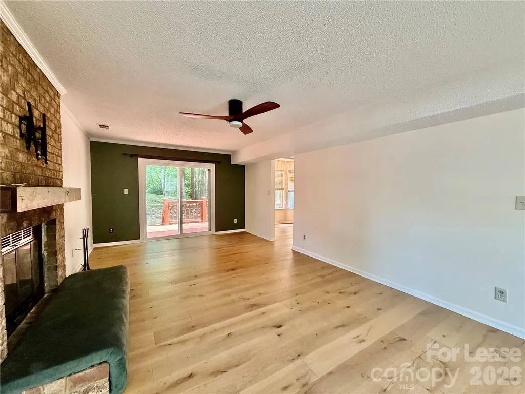 11809 Lansbury Court Charlotte NC 28226