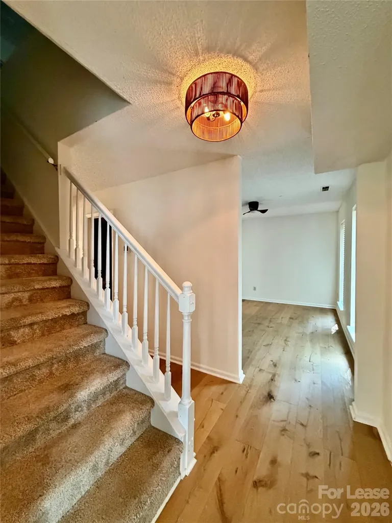 11809 Lansbury Court Charlotte NC 28226