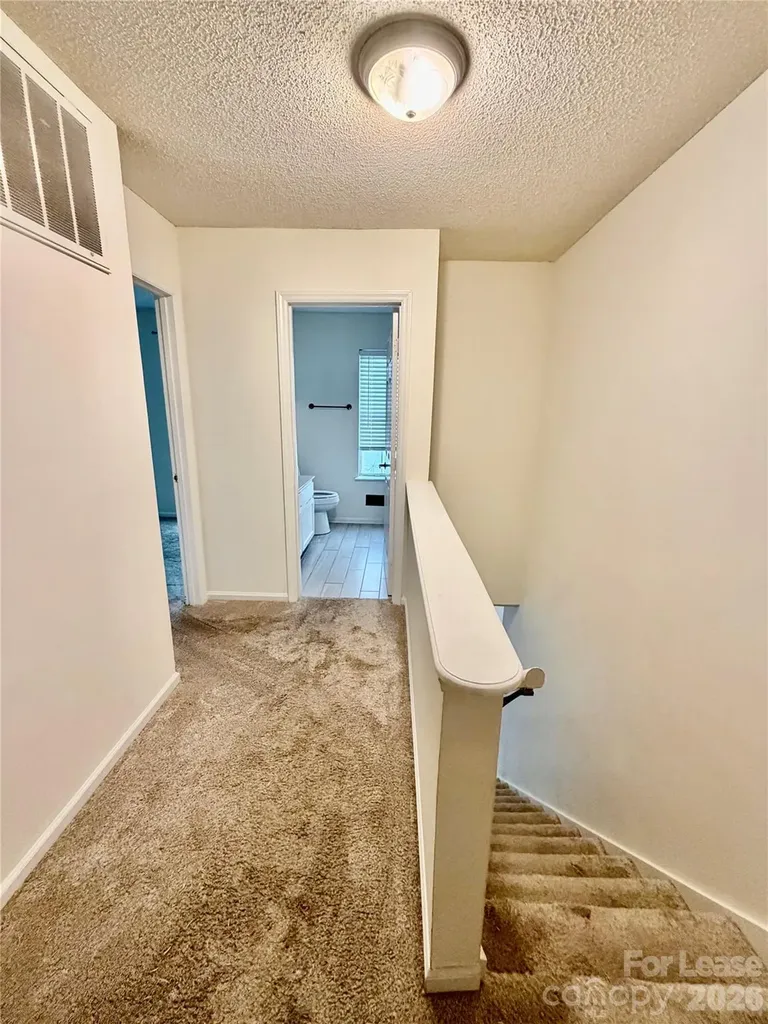 11809 Lansbury Court Charlotte NC 28226