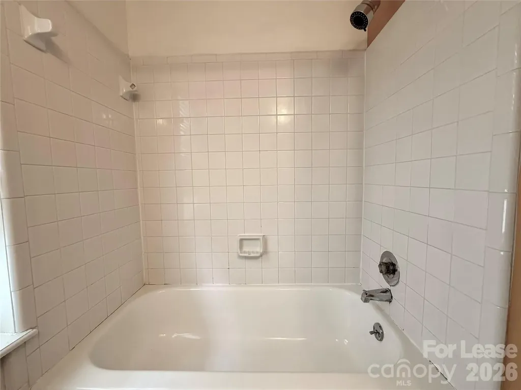 11809 Lansbury Court Charlotte NC 28226