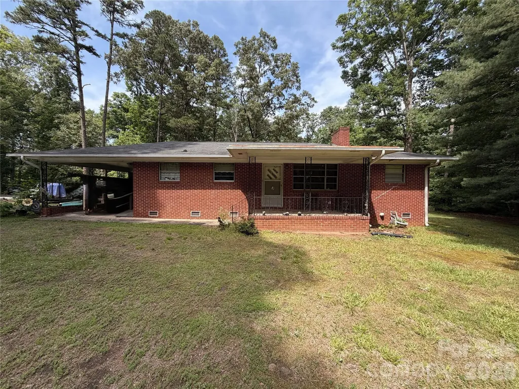 3832 Dallas Cherryville Highway Bessemer City NC 28016