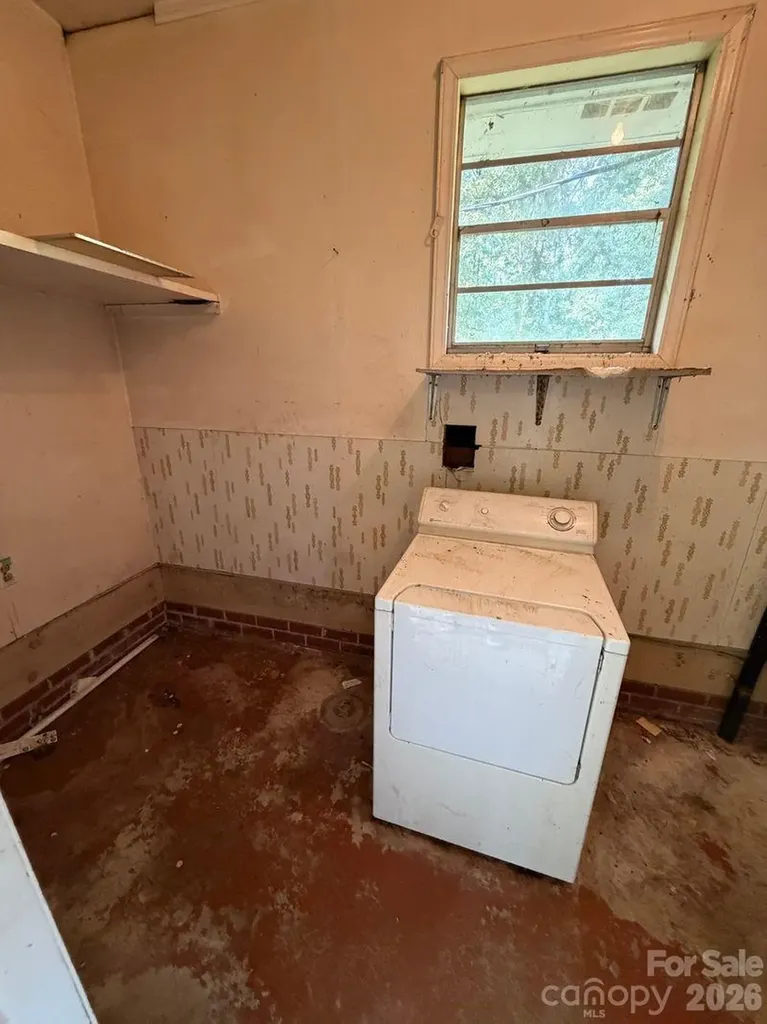 3832 Dallas Cherryville Highway Bessemer City NC 28016