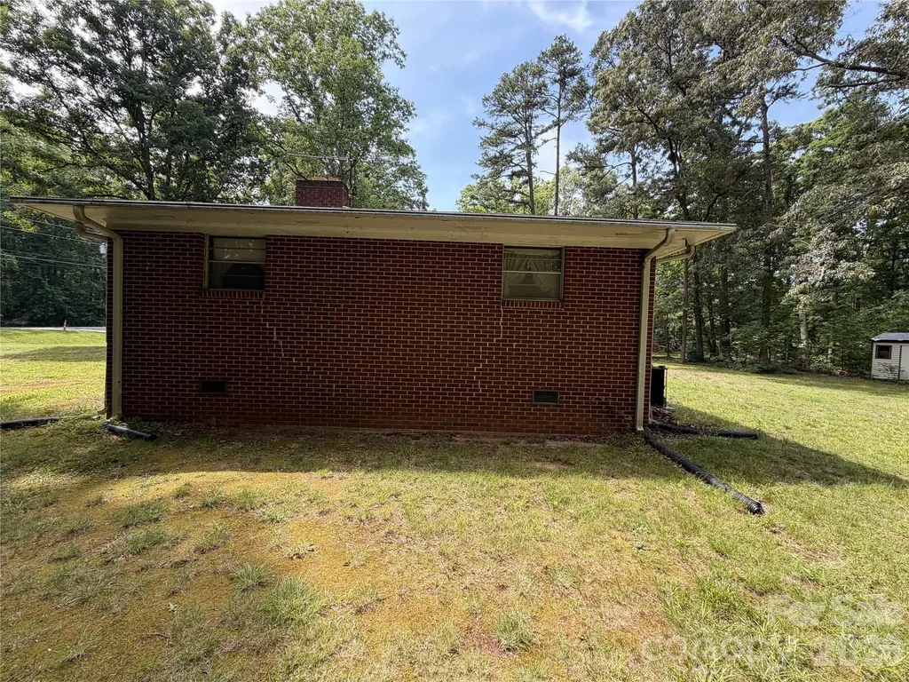 3832 Dallas Cherryville Highway Bessemer City NC 28016