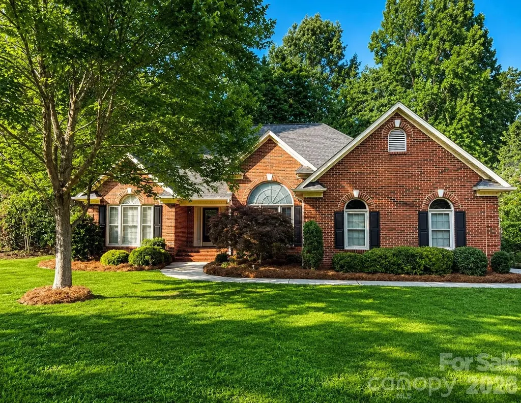 1032 Dan Maples Drive Cramerton NC 28032