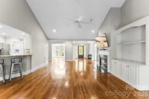 1032 Dan Maples Drive Cramerton NC 28032